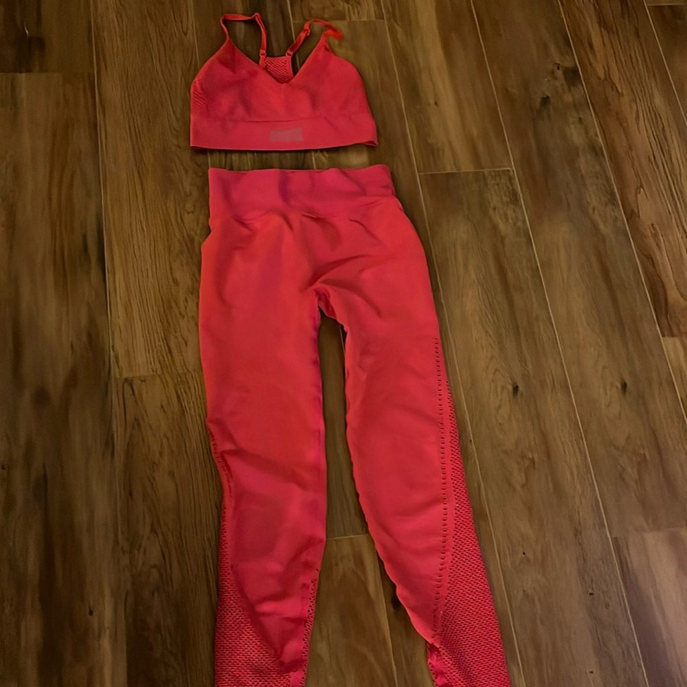 PINK Active Brand Matching Leggings and Sports Bra Set Size Small